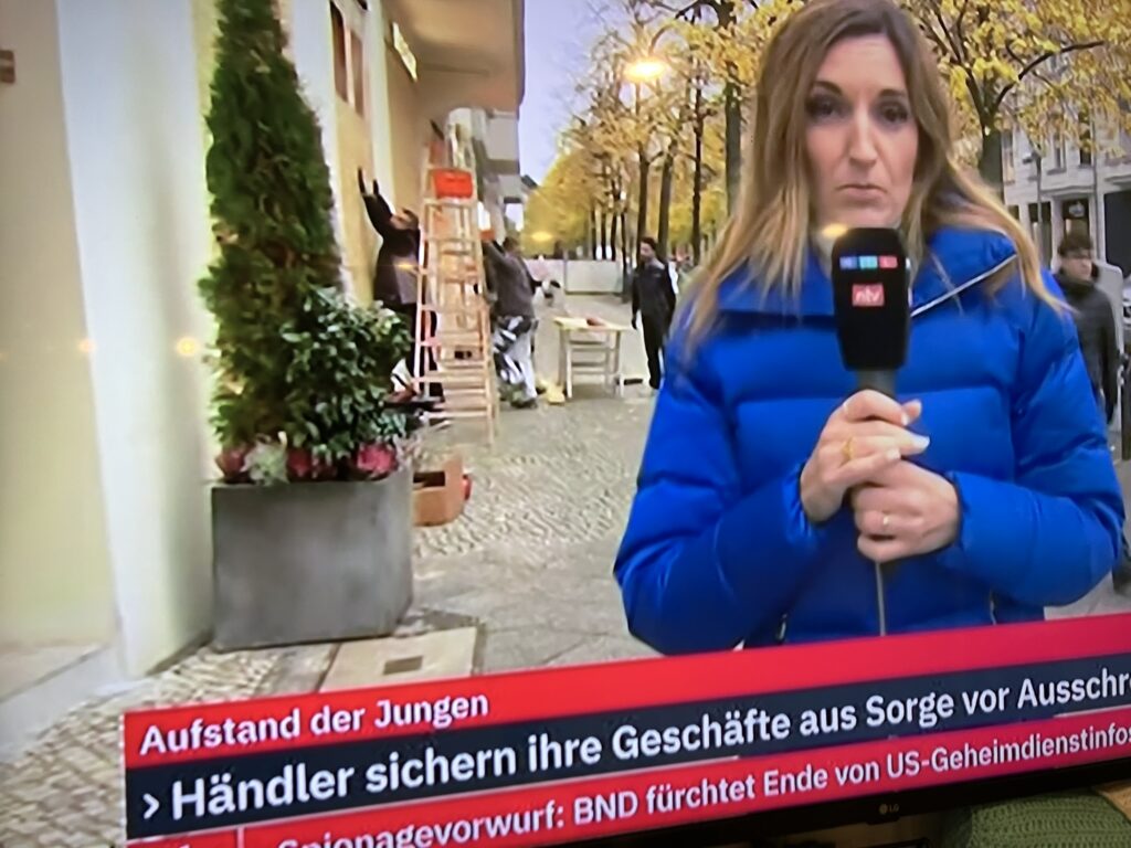 Händler sichern ihre Schaufenster